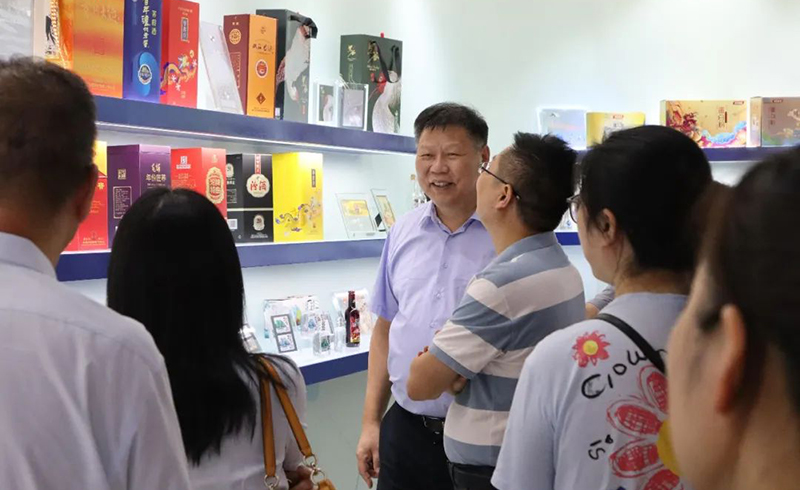 浙江中烟莅临黑卡技术交流会-浙江米兰·(milan)激光科技股份有限公司